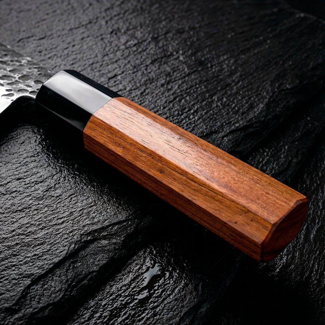 7-piece set Hand-Forged Knife Set with Rosewood Handles - Image 4
