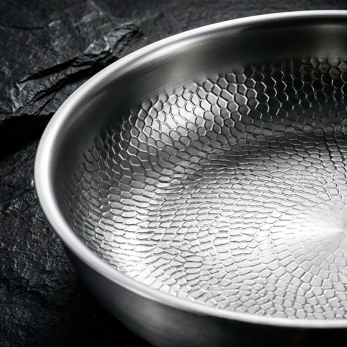 Titanium Non-Stick Frying Pan - Image 3