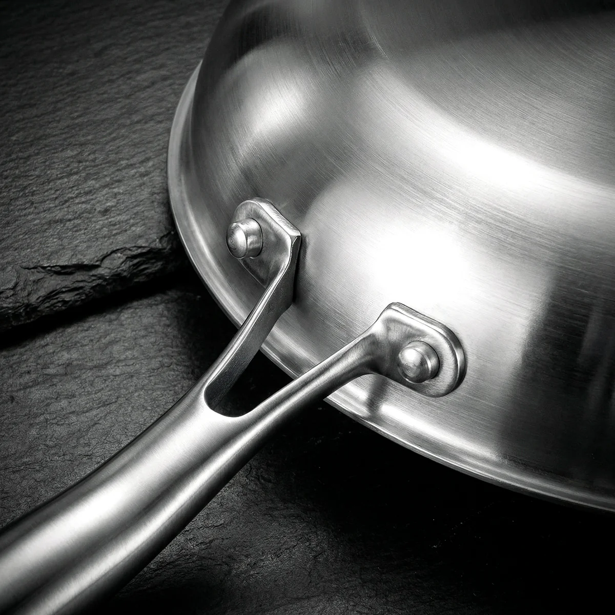 Titanium Non-Stick Frying Pan - Image 5